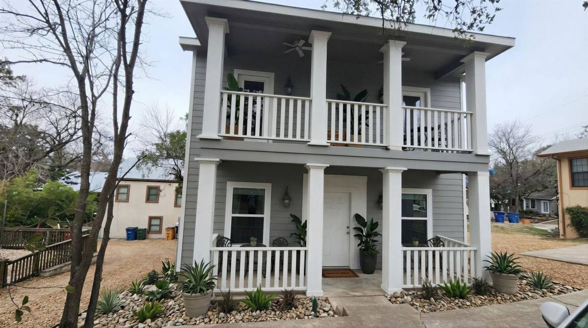 House for rent at 804 E Dean Keeton St, Austin, TX 78705
