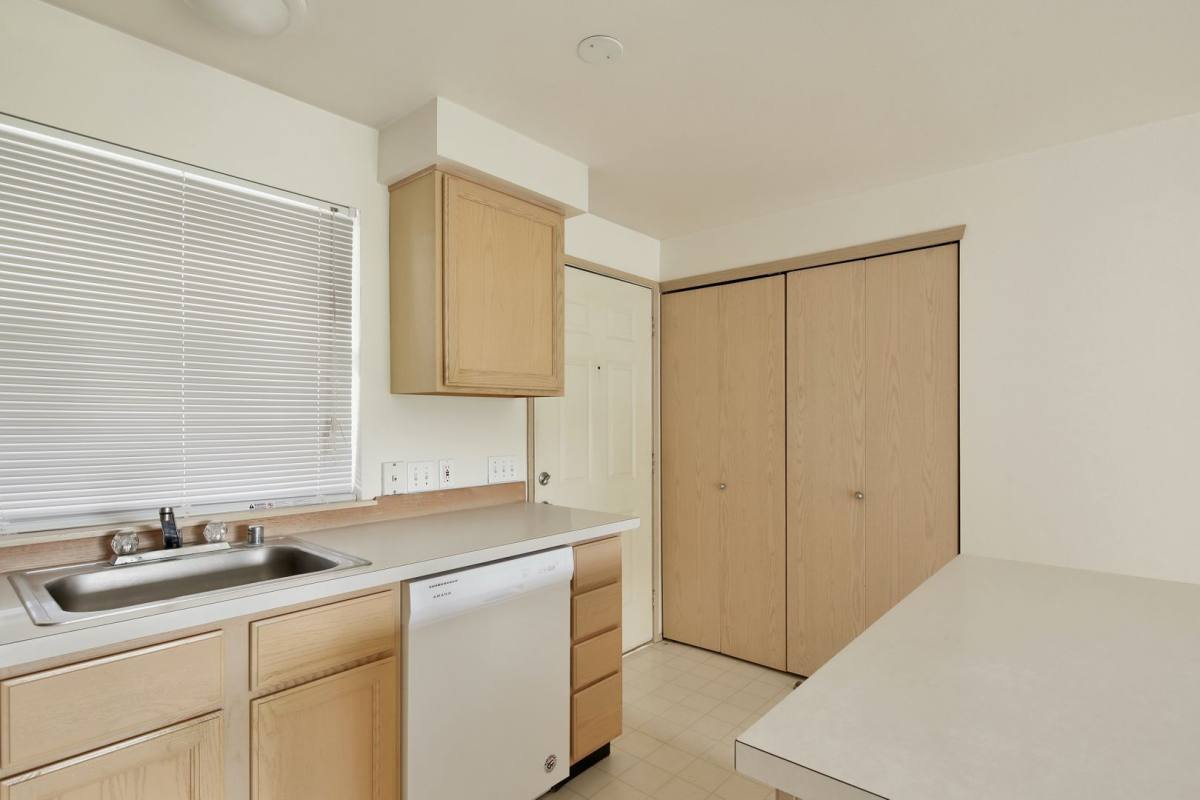 Apartment for rent at 2501 2505 Taylor Ave, Bellingham, WA 98225