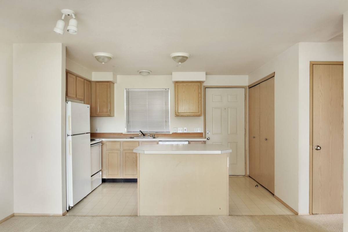 Apartment for rent at 2501 2505 Taylor Ave, Bellingham, WA 98225