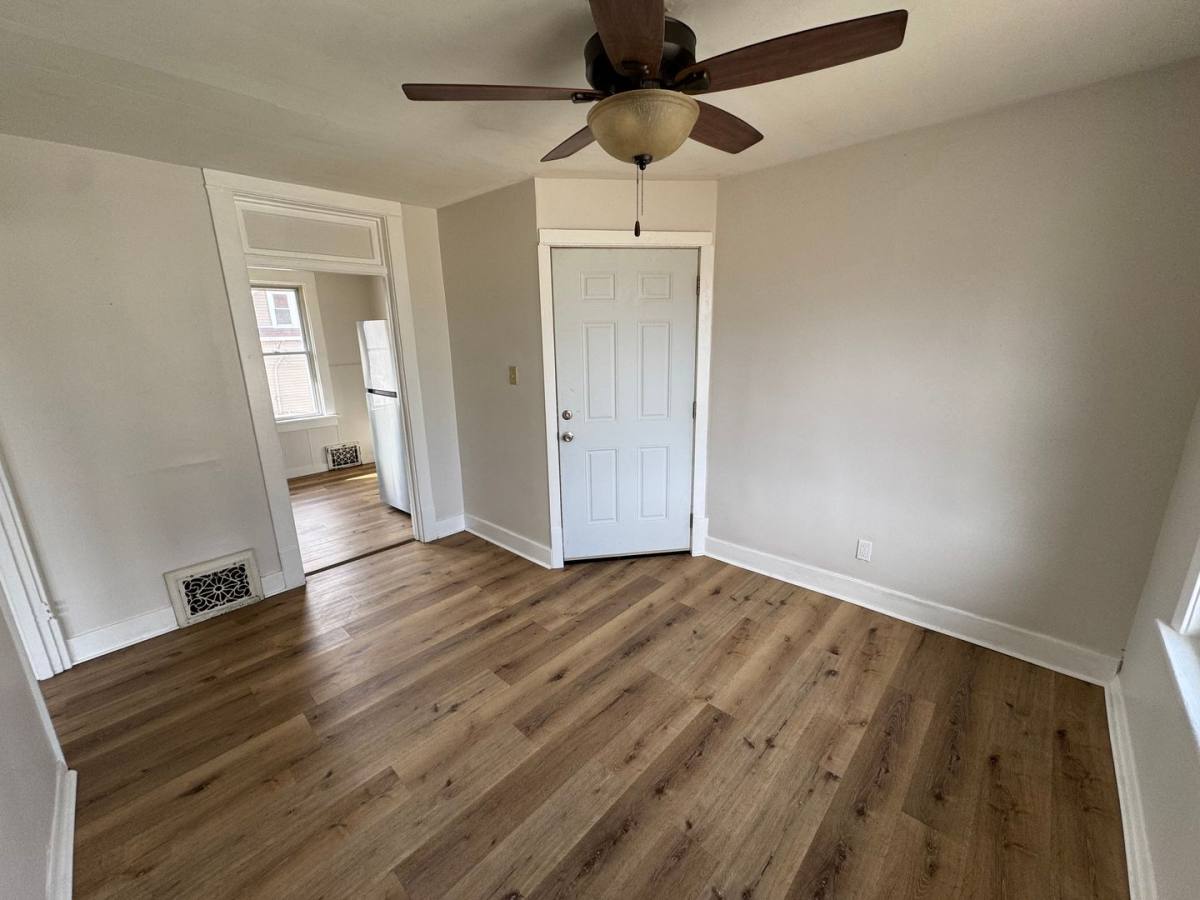 Apartment for rent at 4011 7th Ave, Rock Island, IL 61201