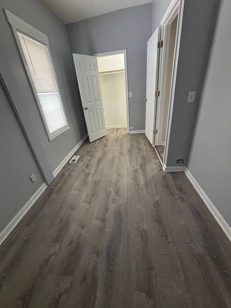 Apartment for rent at 6949 S Woodlawn Ave, Chicago, IL 60637