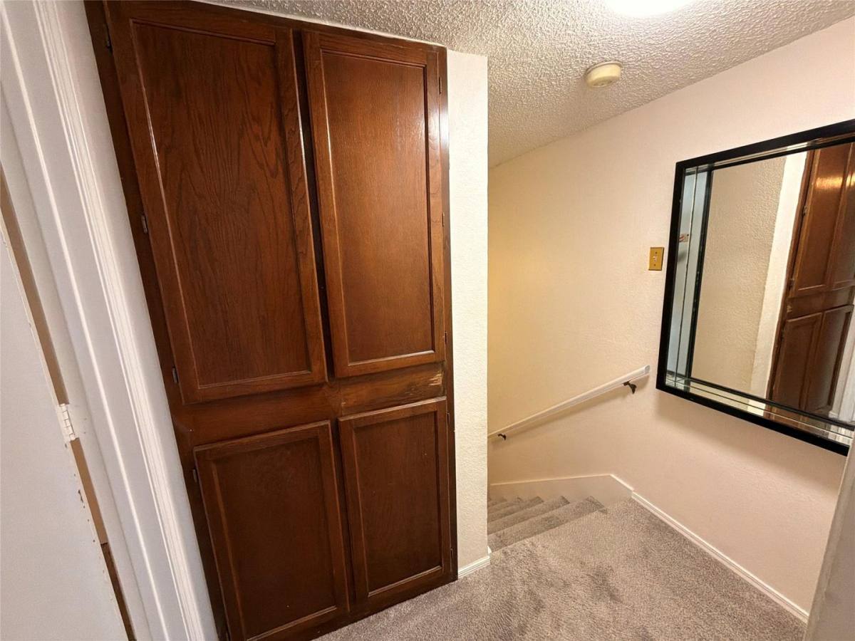 Condo for rent at 2327 Torrington Dr, Arlington, TX 76012