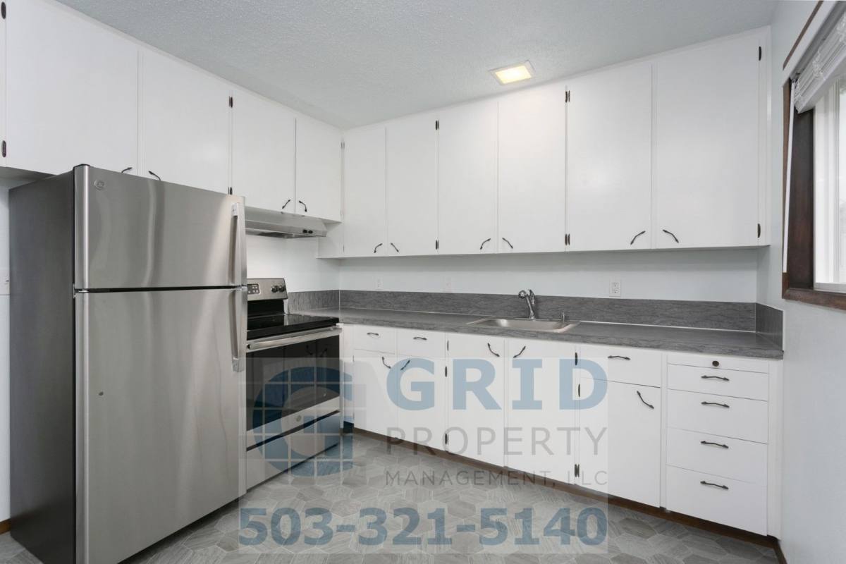 Apartment for rent at 1131 SE 17th Ave #F, Portland, OR 97214