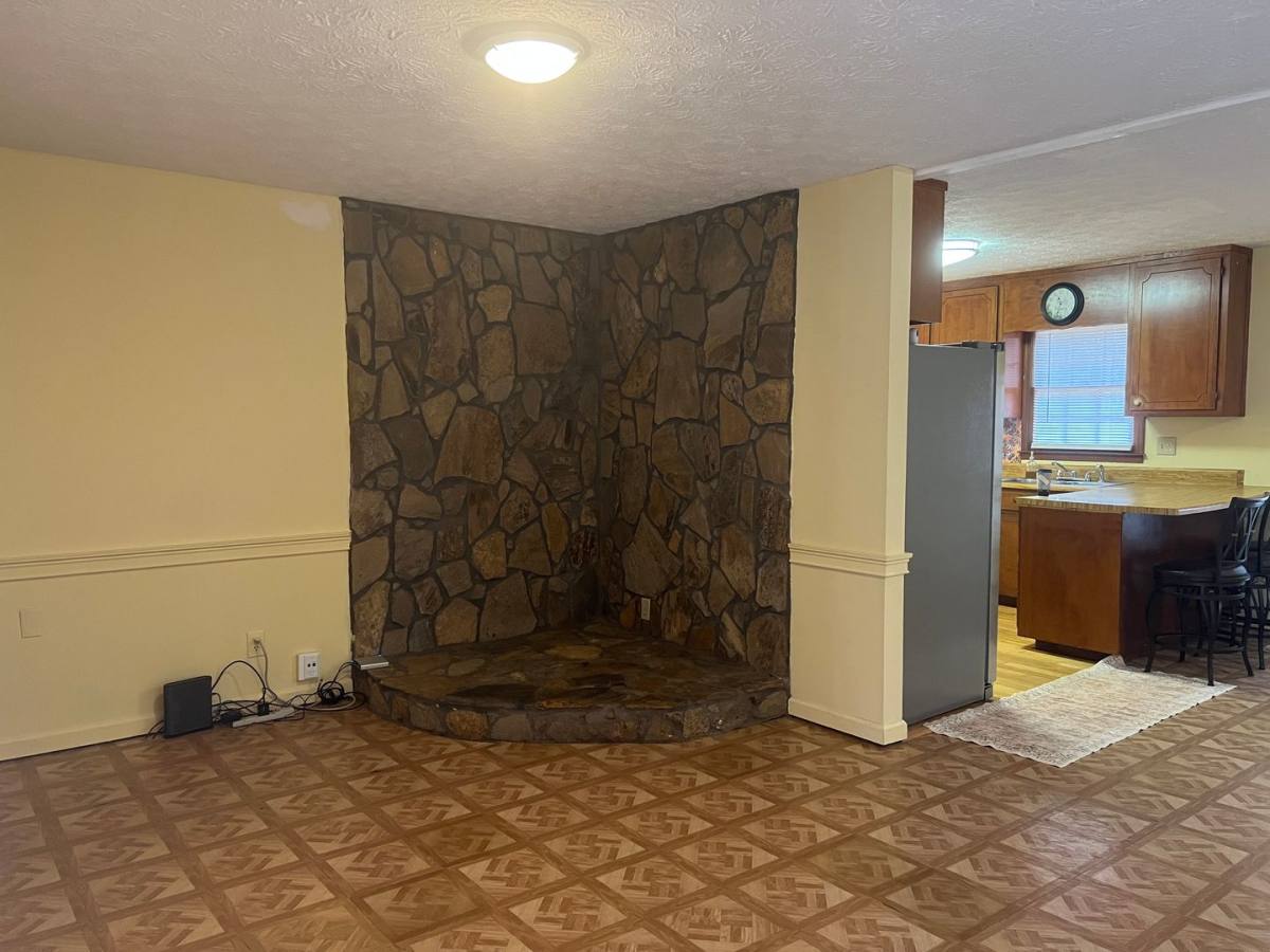 House for rent at 40 Wagon Wheel Dr, Rex, GA 30273