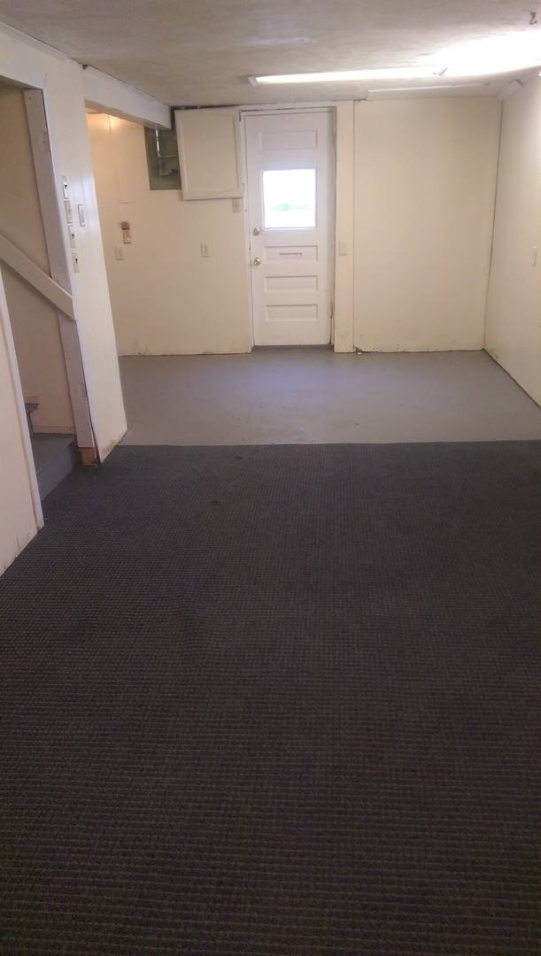 Apartment for rent at 409-415 S 35 St; 3418 - 3420 Dewey Ave, Omaha, NE 68131