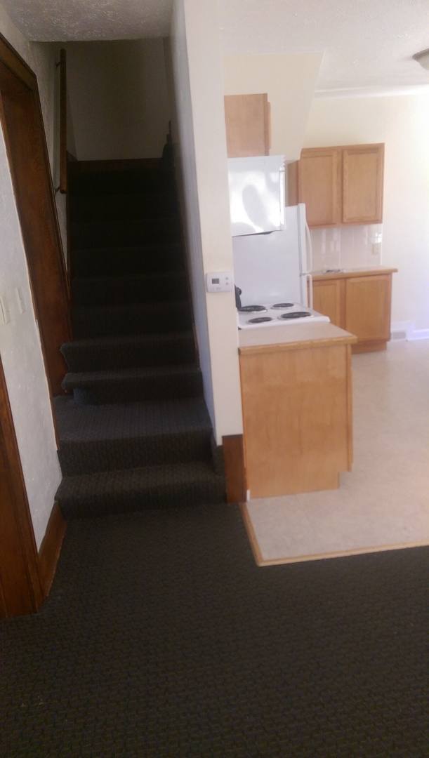 Apartment for rent at 409-415 S 35 St; 3418 - 3420 Dewey Ave, Omaha, NE 68131