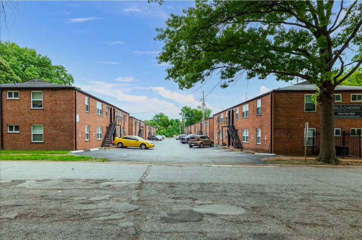 Apartment for rent at 1000 Wild Cherry Lane, Saint Louis, MO 63130