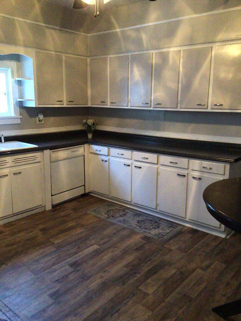 Apartment for rent at 520 Woodvale Ave, Chambersburg, PA 17201