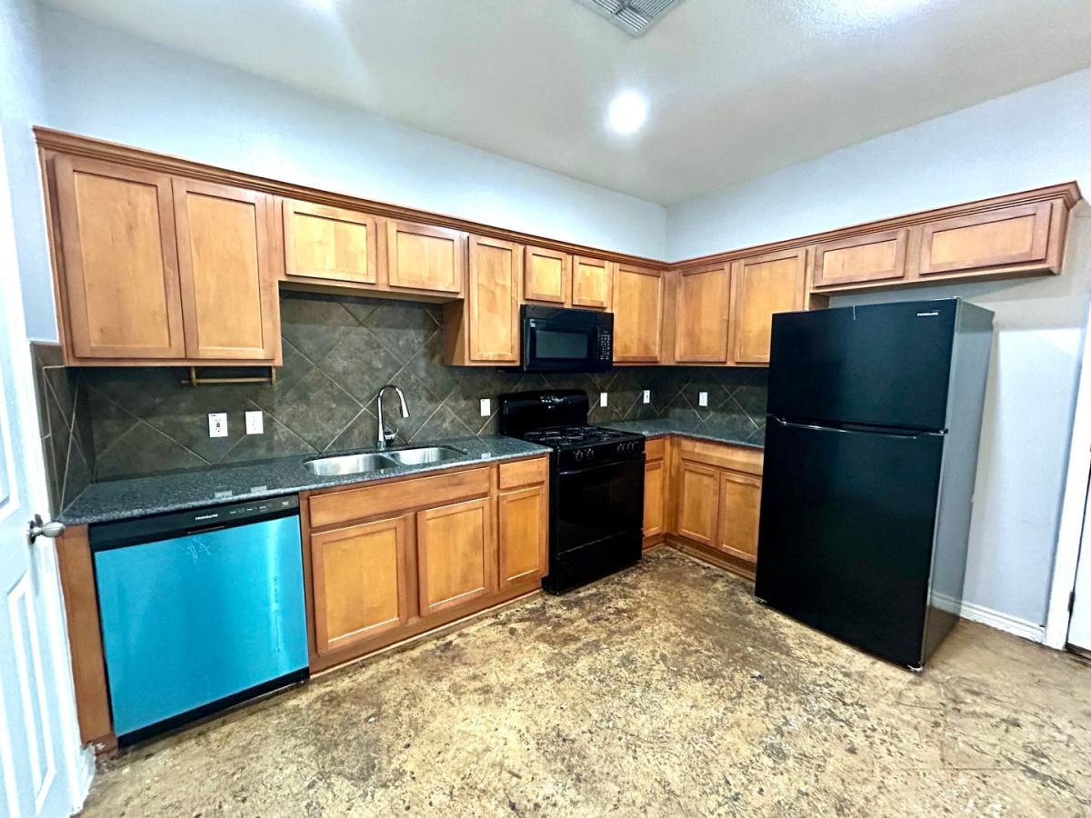Townhouse for rent at 408 Nelray Blvd #B, Austin, TX 78751