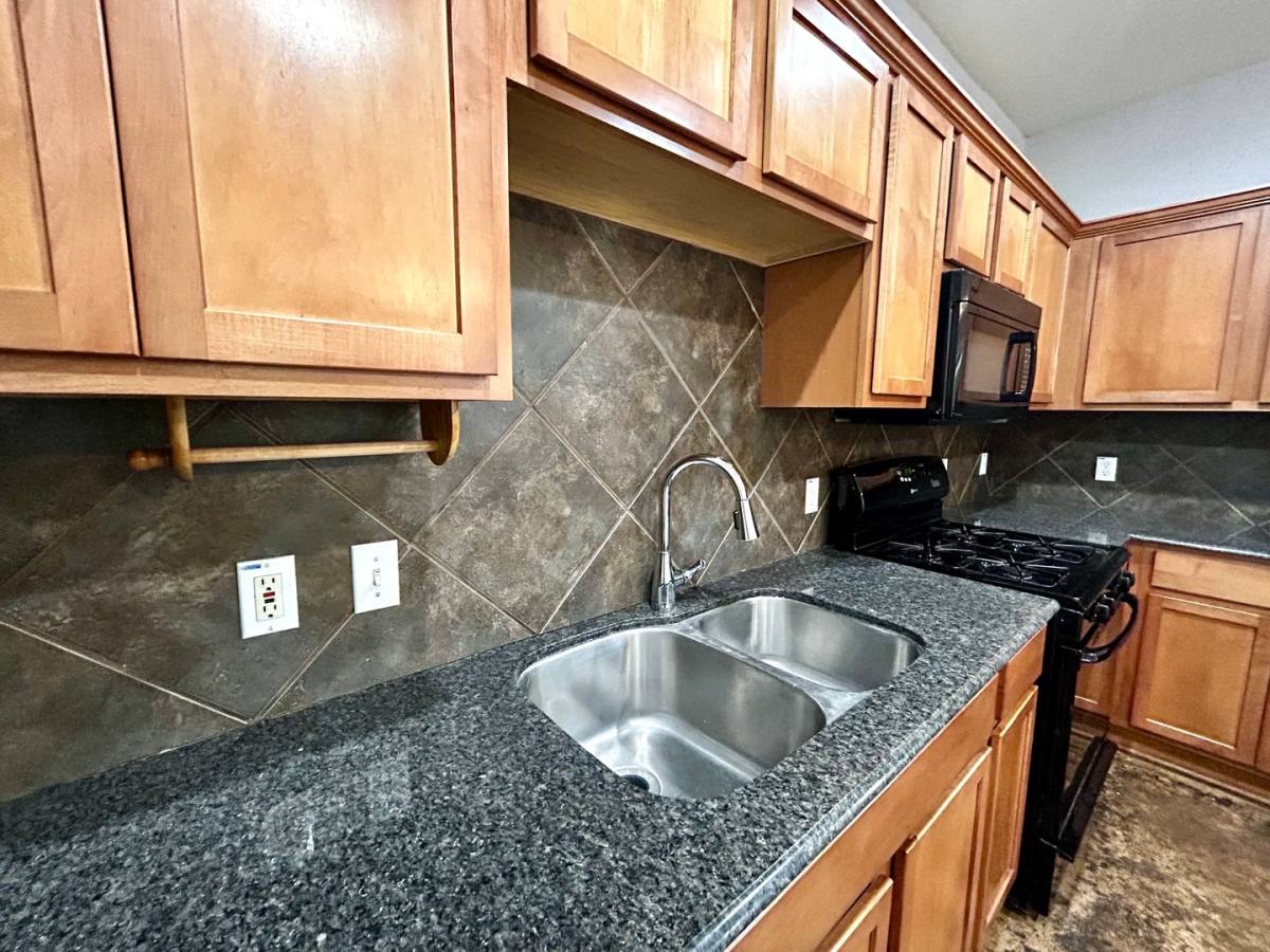 Townhouse for rent at 408 Nelray Blvd #B, Austin, TX 78751