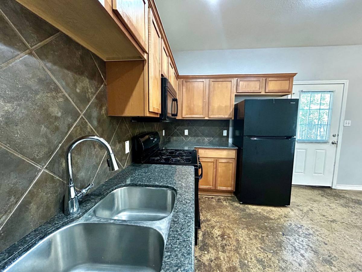 Townhouse for rent at 408 Nelray Blvd #B, Austin, TX 78751