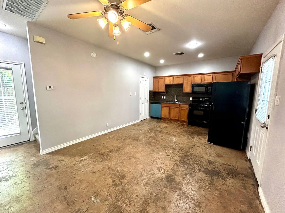 Townhouse for rent at 408 Nelray Blvd #B, Austin, TX 78751