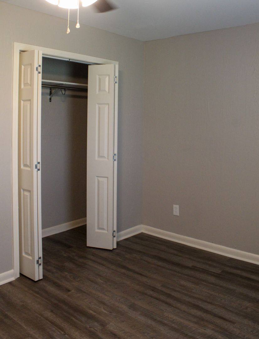 Apartment for rent at 476 Twin Bridges Rd, Alexandria, LA 71303
