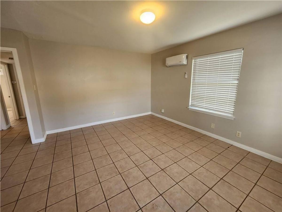 Townhouse for rent at 607 Nelray Blvd #B, Austin, TX 78751