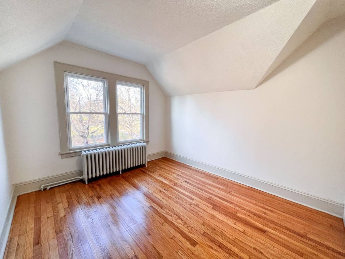 Apartment for rent at 111-115 Lincoln St, Hartford, CT 06106