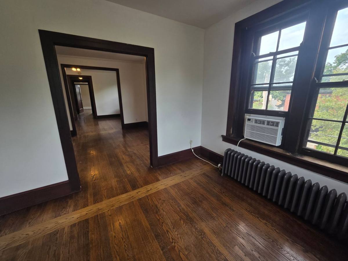 Apartment for rent at 1534 Woodland Ave, Des Moines, IA 50309