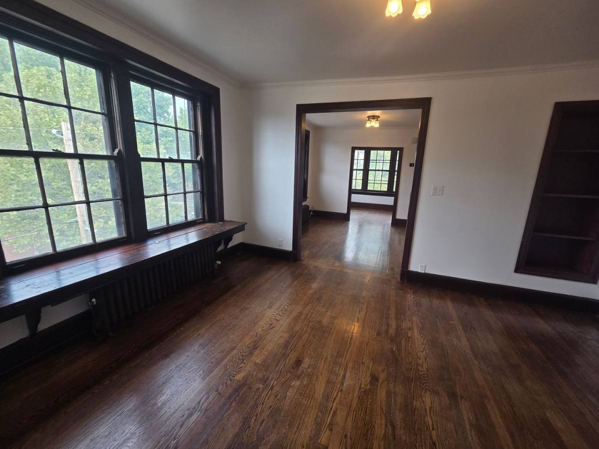 Apartment for rent at 1534 Woodland Ave, Des Moines, IA 50309