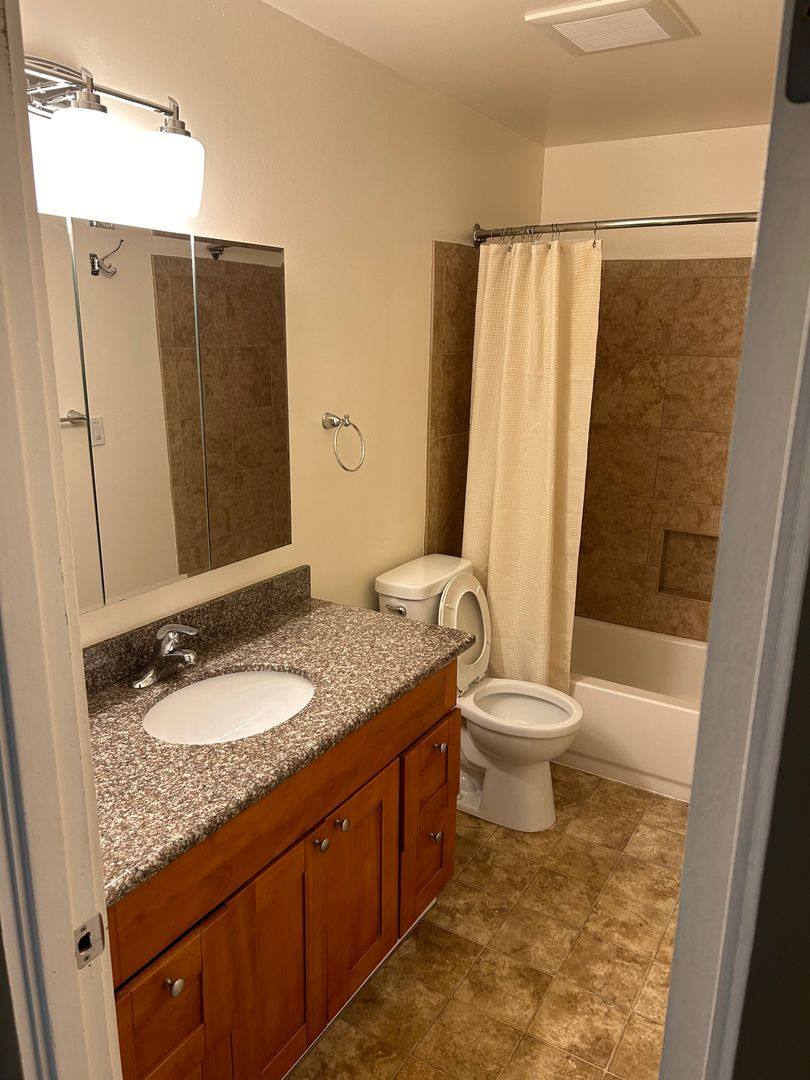 Apartment for rent at 3326 Lombard Ave, Everett, WA 98201
