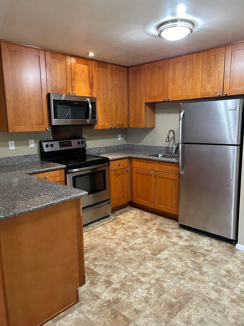 Apartment for rent at 3326 Lombard Ave, Everett, WA 98201