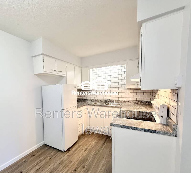 Apartment for rent at 211 S Green St, Madrid, IA 50156