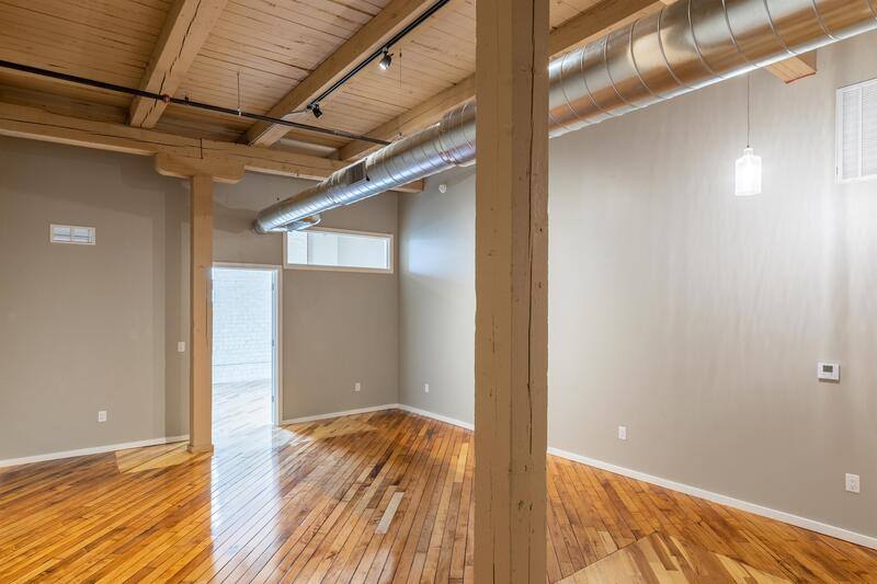 Apartment for rent at 116 N 4th St #205, Burlington, IA 52601
