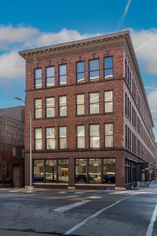 Apartment for rent at 116 N 4th St #205, Burlington, IA 52601