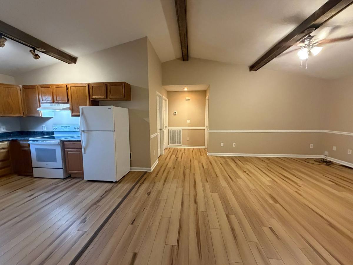 Apartment for rent at 2188 - 2190 Three Springs Rd, Russellville, TN 37860