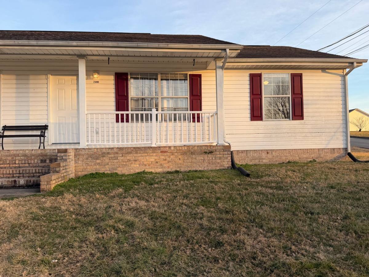 Apartment for rent at 2188 - 2190 Three Springs Rd, Russellville, TN 37860