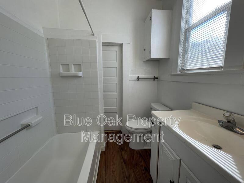 Apartment for rent at 960 Salem St #B, Chico, CA 95928
