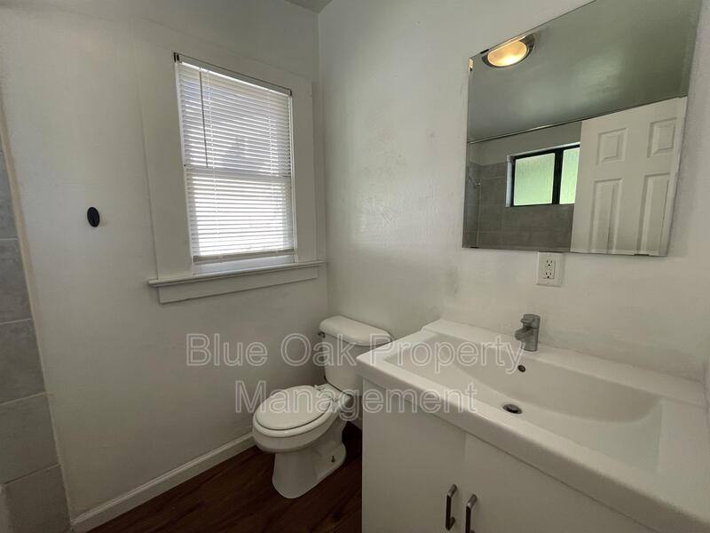 Apartment for rent at 960 Salem St #B, Chico, CA 95928