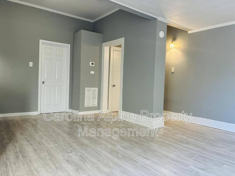 House for rent at 910 S Walnut St, Shelby, NC 28150