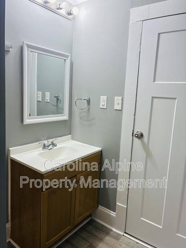 House for rent at 910 S Walnut St, Shelby, NC 28150