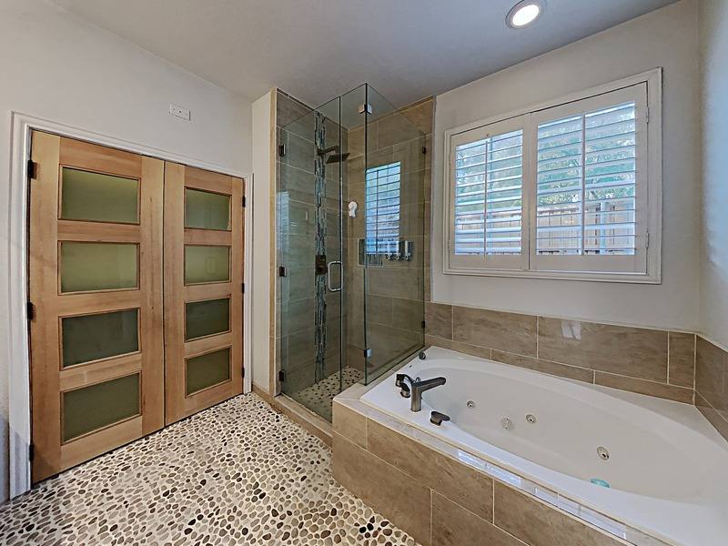 House for rent at 14620 Stratford Court, Addison, TX 75001