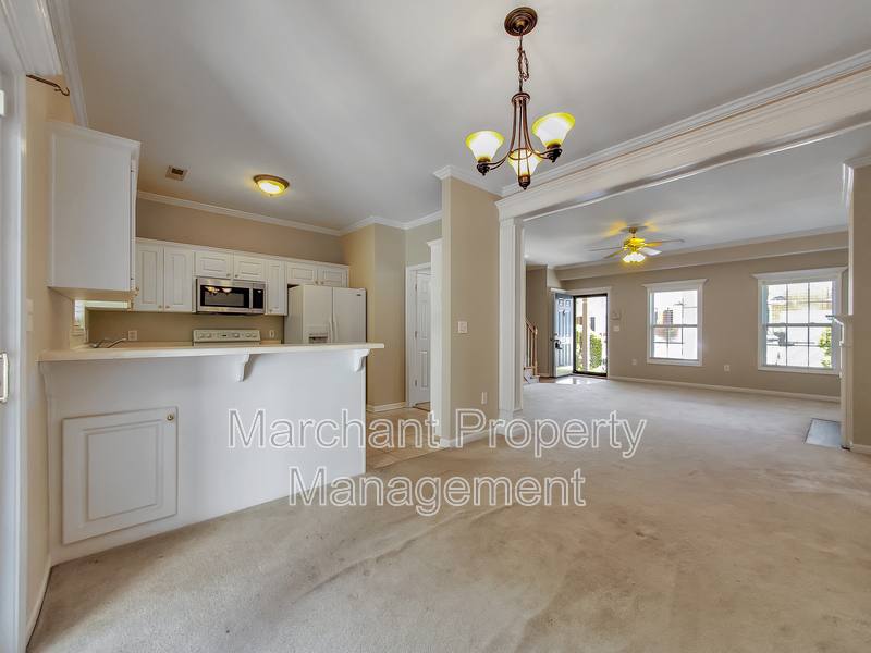 Townhouse for rent at 215 Rexford Dr, Moore, SC 29369