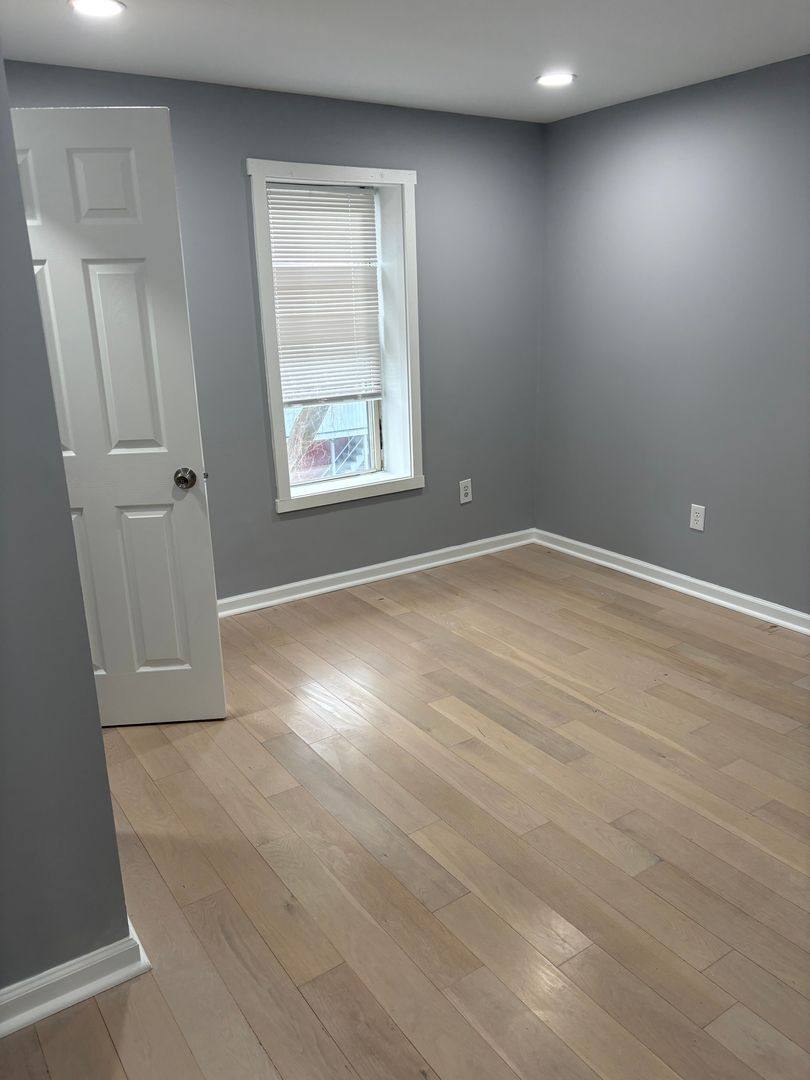 Apartment for rent at 5 Whitehall St, Cohoes, NY 12047