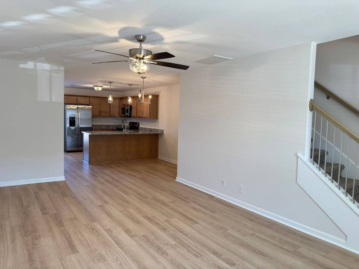 Townhouse for rent at 134 Quarry Point Dr, Clarksville, TN 37043