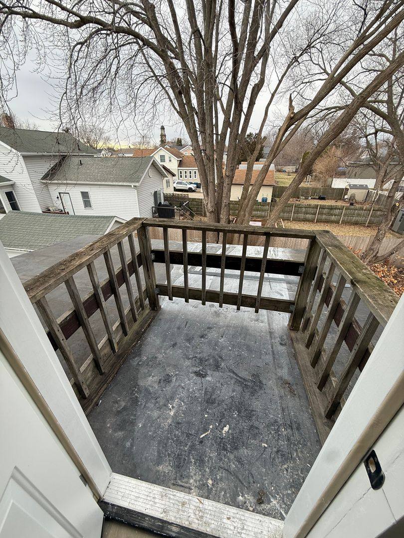 Apartment for rent at 1119 Main St, Oshkosh, WI 54902