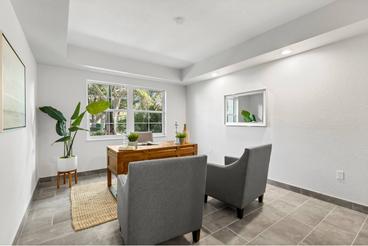 Apartment for rent at 2413 N Tamiami Trail, Sarasota, FL 34234