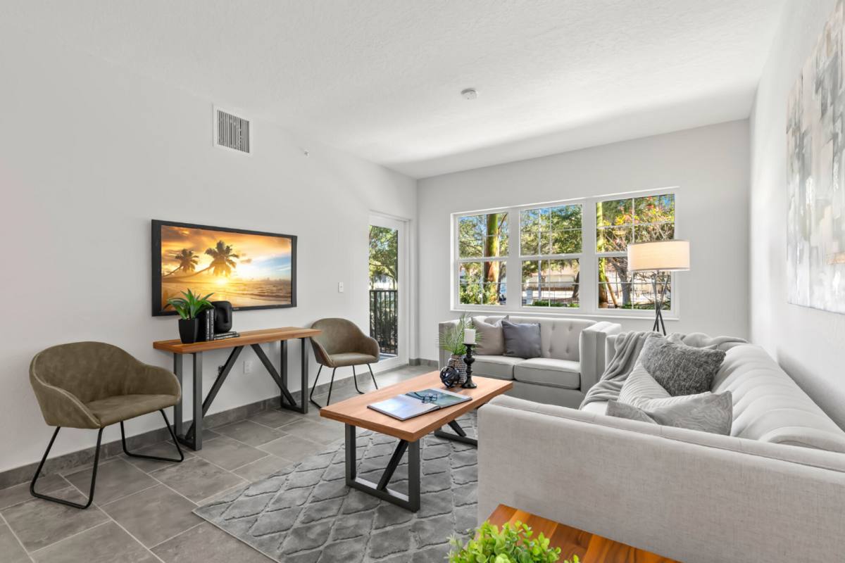 Apartment for rent at 2413 N Tamiami Trail, Sarasota, FL 34234