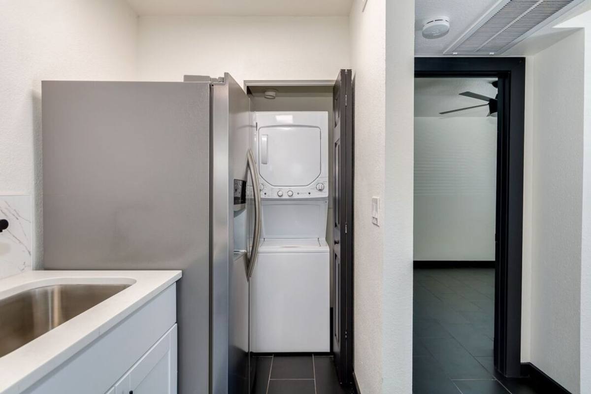 Apartment for rent at 1116 E Lemon St, Tempe, AZ 85281