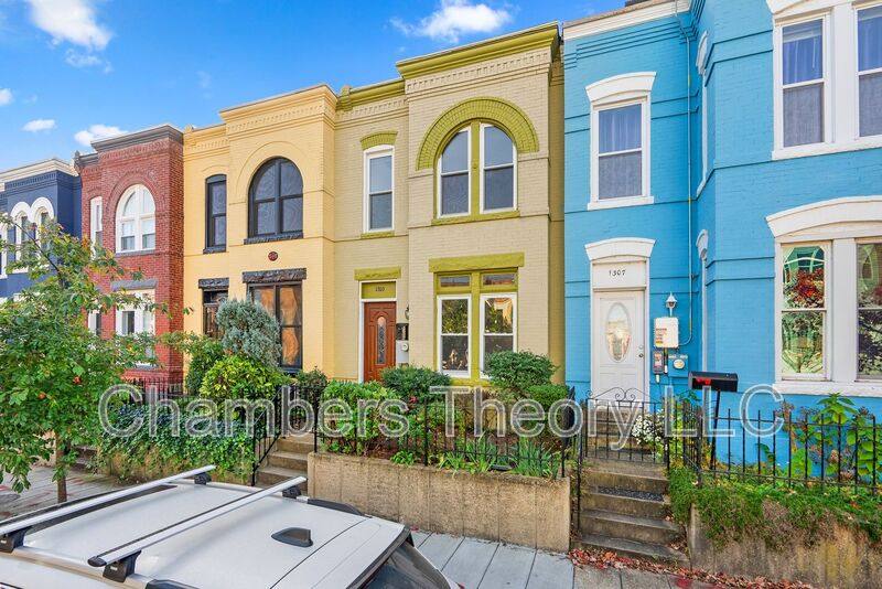 House for rent at 1309 Emerald St NE, Washington, DC 20002