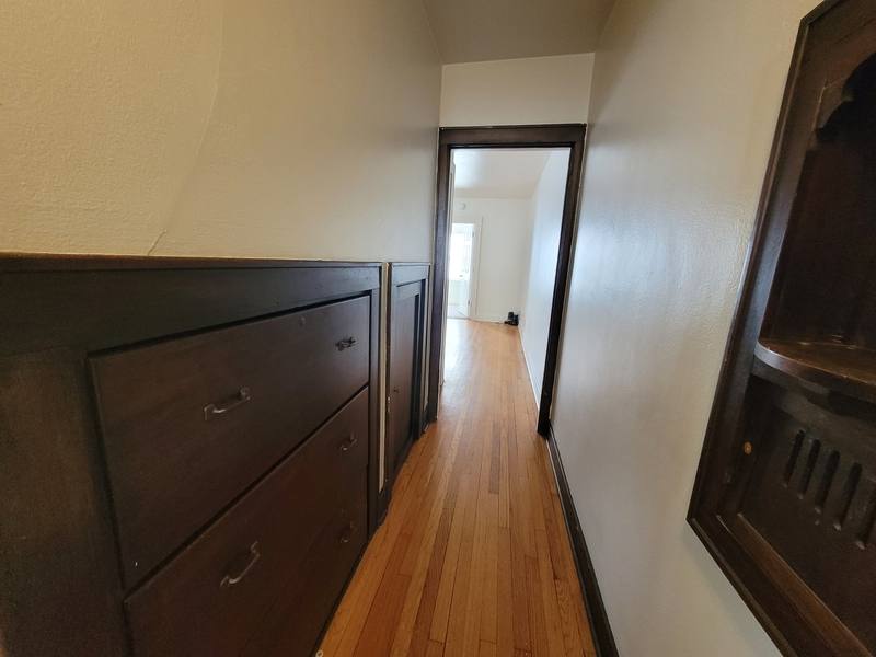 Apartment for rent at 701 N Chestnut Ave, Green Bay, WI 54303