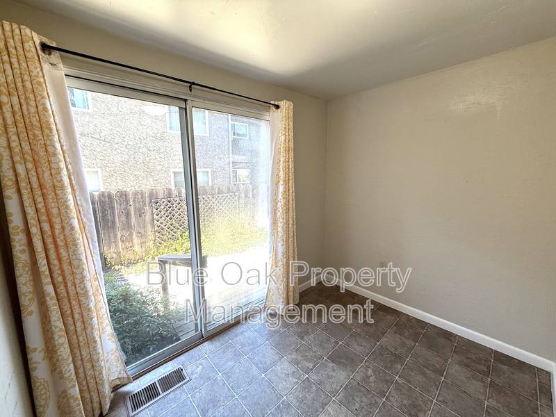 Apartment for rent at 390 Ash St #1, Chico, CA 95928