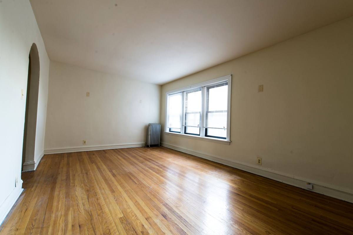 Apartment for rent at 1514-20 W 77th, Chicago, IL 60620