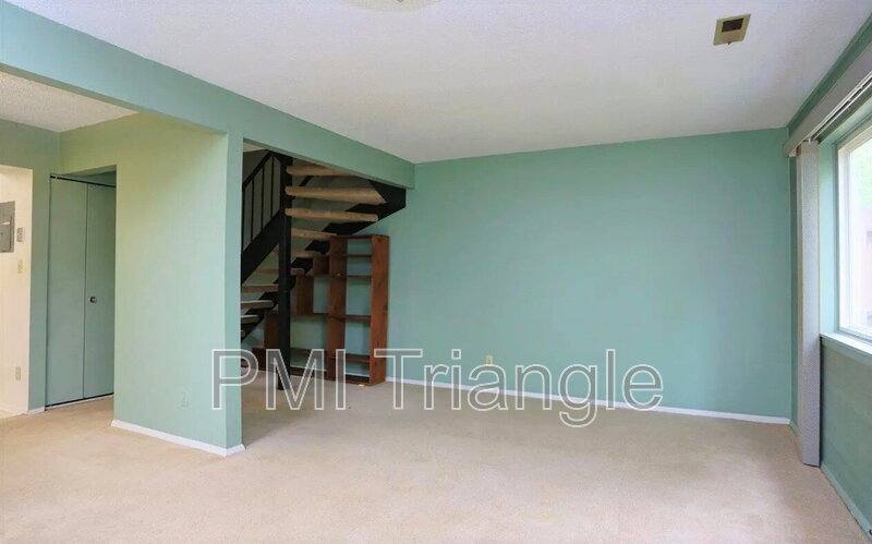 Townhouse for rent at 220 Elizabeth St #D4, Chapel Hill, NC 27514