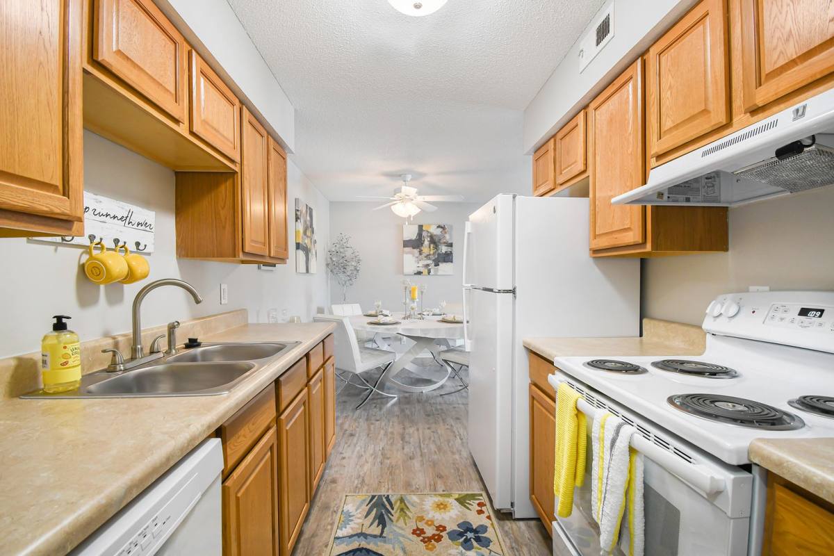 Apartment for rent at 11829 Amerado Blvd, Bellevue, NE 68123
