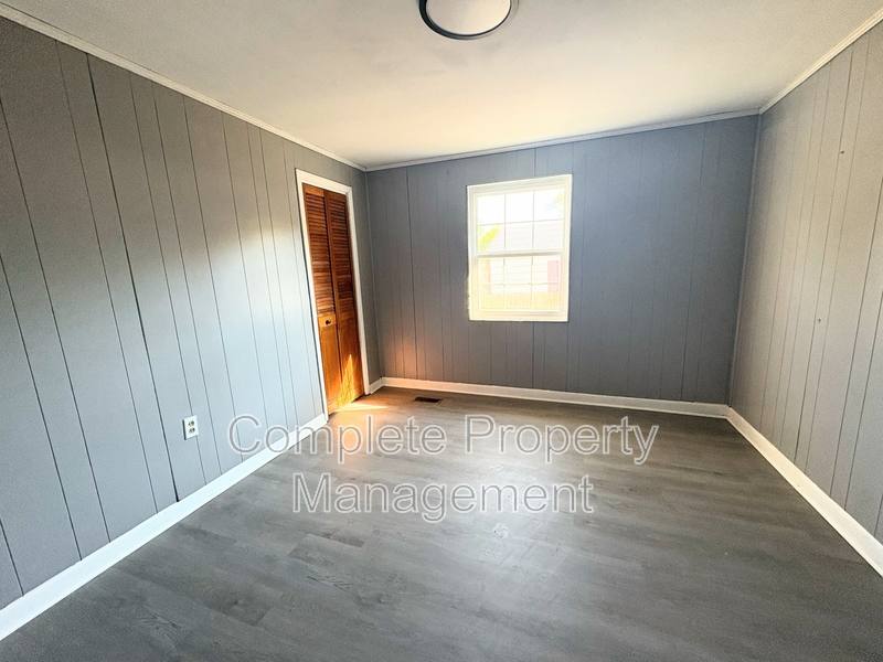House for rent at 3533 Jefferson Ave SW, Birmingham, AL 35221