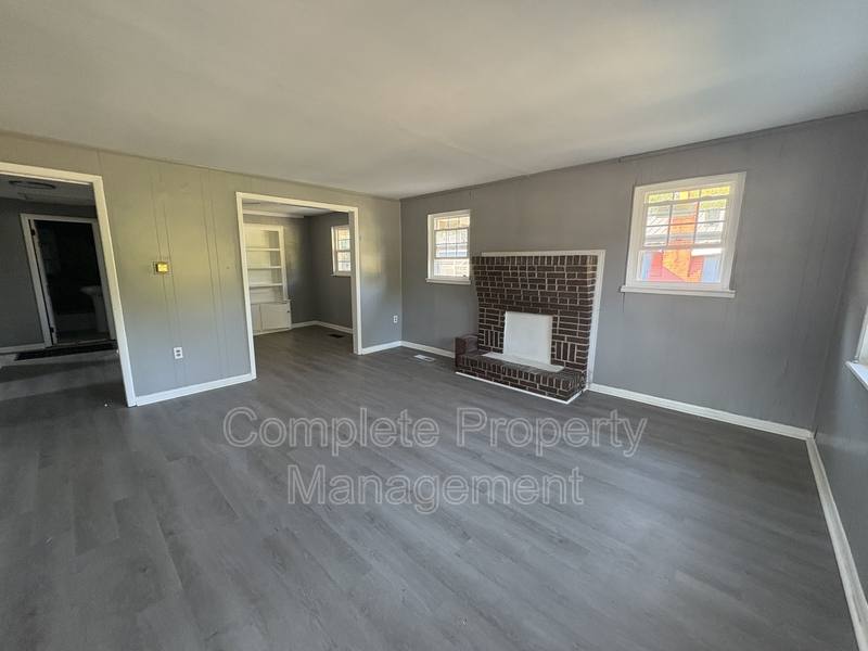 House for rent at 3533 Jefferson Ave SW, Birmingham, AL 35221