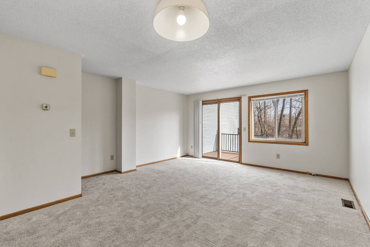Townhouse for rent at 2457-2647 Cole Ave SE, Minneapolis, MN 55414