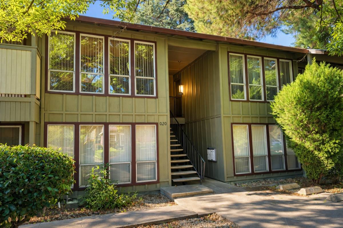 Apartment for rent at 1020 W 3rd St, Chico, CA 95928